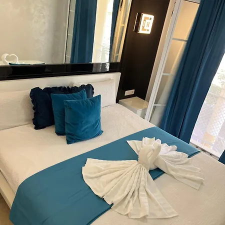 Orlando Tenerife * 阿德耶