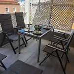 Orlando Tenerife Апартаменти Адехе