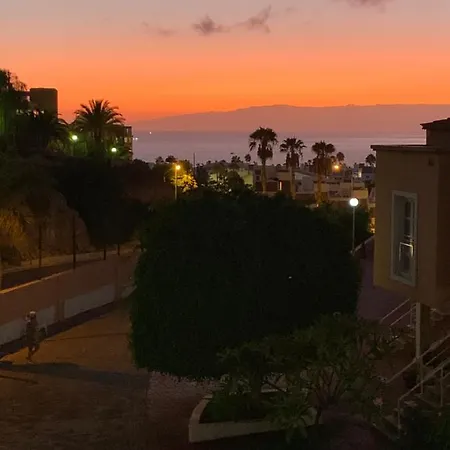 Orlando Tenerife 아데제