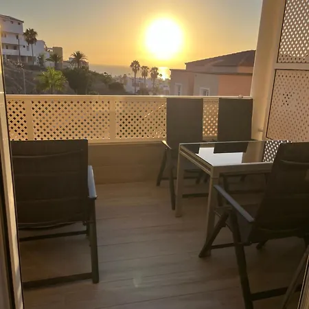 Orlando Tenerife Адехе